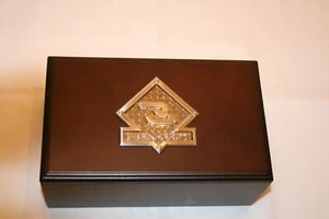 Vintage Dale Earnhardt NASCAR #3 Schmuckkästchen mit Einsatz - Brandneu  - Bild 1 von 4