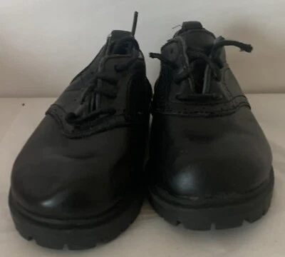 Zapatos para niños Baby Gap talla 7 necesita cuerdas para zapatos Foto 1 de 4