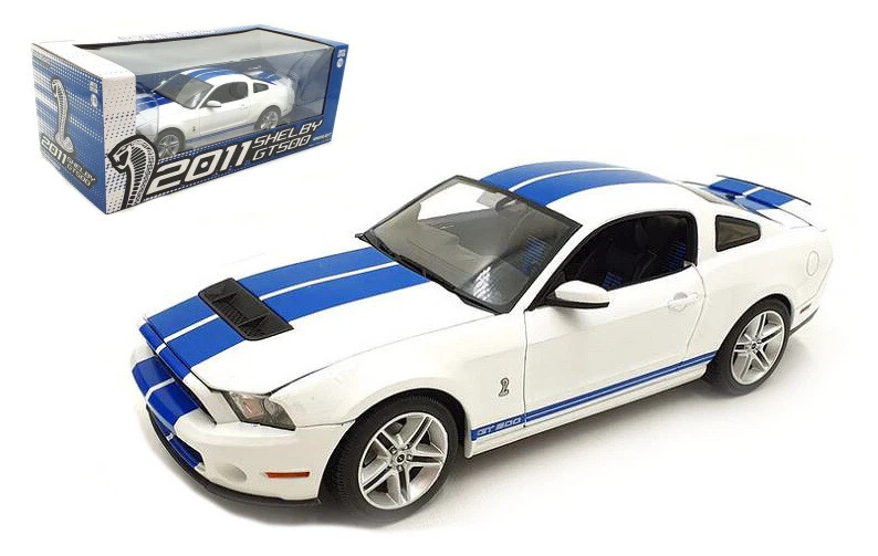 Modellino auto scala 1:18 SHELBY GT500 '11 diecast modellismo statico collezione - Immagine 1 di 1