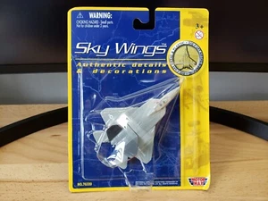 Motormax Sky Wings U.S. Air Force YF-22 N22YF Lightning II Aircraft Diecast - Picture 1 of 8