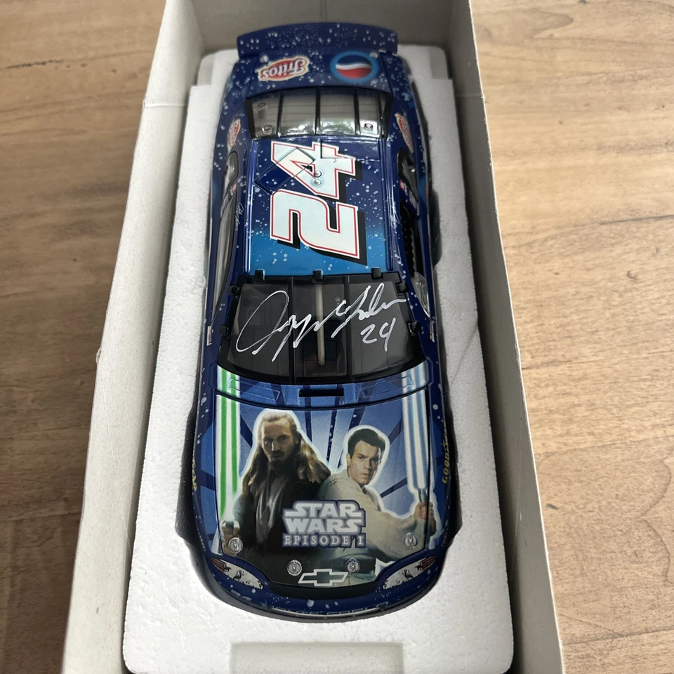 JEFF GORDON SIGNED 1999 Monte Carlo StarWars 1/18 NASCAR  Rare Limited Edition - Image 1 of 4