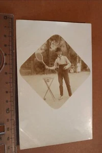 tolles altes Foto Tennisspieler mit Hut Melone auf dem Kopf - 1910-30 ??? - Picture 1 of 4
