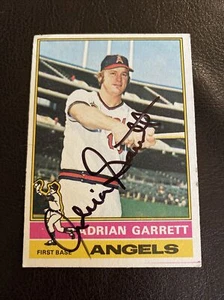 1976 Topps #562 Adrian Garrett Angels Signed Autograph California Angles Card - Picture 1 of 1