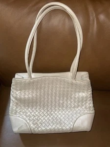 Bottega Veneta Pearl White Leather Intrecciato Tote Bag Shoulder Bag Authentic - Picture 1 of 23