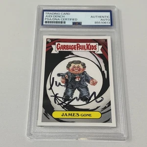 JUDI DENCH 007 JAMES BOND AUTO Signed GPK Garbage Pail Card PSA DNA Autographed - Picture 1 of 3