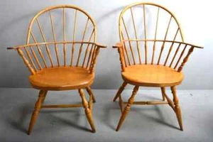 Pair of Benchmade Sack Back Windsor Arm Chairs Saddle Seat Paddle Arms - Picture 1 of 4