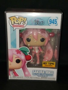 Funko Pop Hatsune Sakura Miku Cherry Blossom HotTopic Exclusive Mint w/Protector - Picture 1 of 6