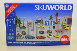 SIKU WORLD ACCESSORI CARTELLI STRADALI E LAMPIONI ROAD SIGNS & STREET LAMPS 5594 - Picture 1 of 2