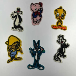 Lot 6 Looney Tunes Embroidered Patches - Pepe Bugs Speedy Porky Tweety Sylvester - Picture 1 of 8