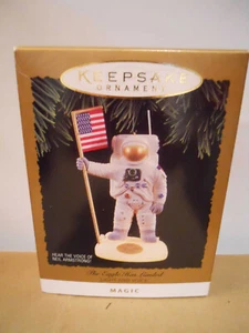 Hallmark THE EAGLE HAS LANDED Neil Armstrong 1994 Magic Light Voice Ornament - Picture 1 of 1