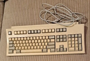 Vintage HP Hewlett Packard A2840-60201 A2840B E03614US PS2 Wired Keyboard - Picture 1 of 3