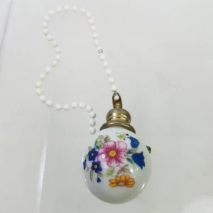 Vtg Round Ball Porcelain Lamp Pull 1" Painted Floral Handle & Ball Chain - Picture 1 of 3