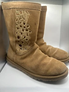 UGG Australia Women Cutout Floral Tan Booties (Mid Calf Length) Size 8 Zip Up - Picture 1 of 6