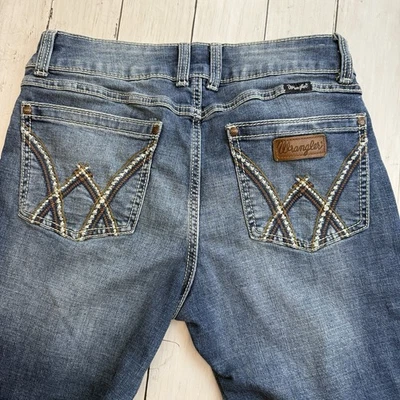 Women’s Wrangler Boot Cut Jeans - 11 X 32 RN #130273 - Image 1 of 4