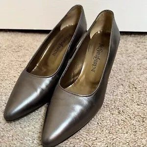 Yves St Laurent Pointed Toe Heel, Made in Italy Size 8.5 Classic Officewear - Picture 1 of 8