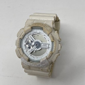 Casio G- Shock  Watch 5146  5425 White Pre-Owned Needs Battery