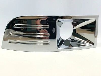 2009-2012 Ford Flex LH driver side Chrome Fog Lamp Bezel new OEM 8A8Z-17E811-B - Image 1 of 3