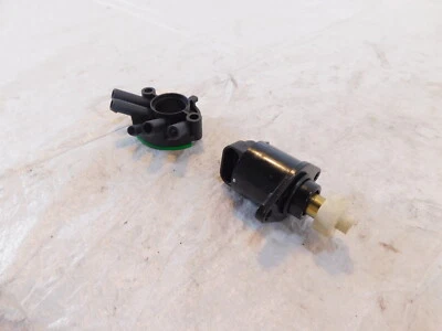 Dispositivo de control y distribuidor de válvula de admisión de aire de ralentí BMW F800GT F800R F800S F800ST Foto 1 de 4