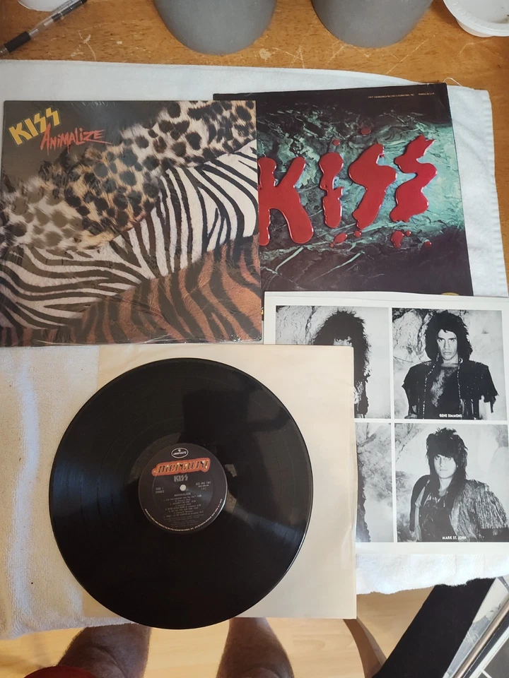 KISS – Animalize (1984) Mercury 422-822-495-1 LP w/ Inner Sleeve – Shrink Wrap Foto 1 de 1