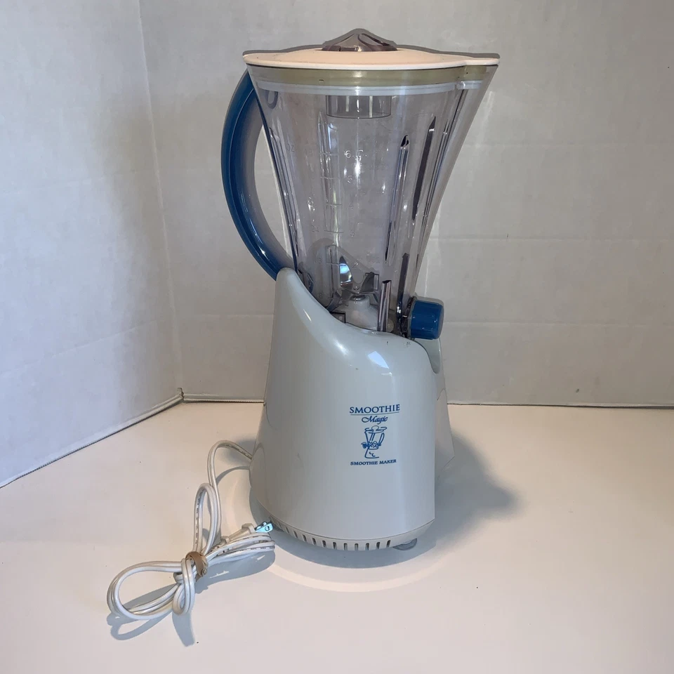 Batidora profesional para el hogar Smoothie Magic modelo #1019 6 tazas. Foto 1 de 4