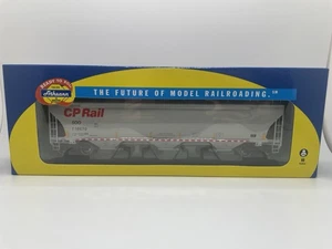 Ho Scale Athearn 89427 Trinity 5161 Covered Hopper CP Rail/Soo Line #116670 - Picture 1 of 5