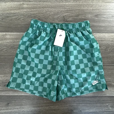 Shorts Nike Club Flow Checkers Masculino Verde Jade Essentials Novo com etiquetas $60 FN3098-365 - Imagem 1 de 4