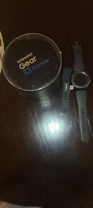 Samsung Gear S3 Frontier Smartwatch - Picture 1 of 3