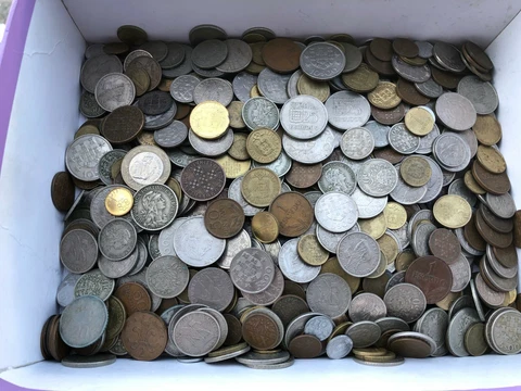 50 coins of  escudos PORTUGAL  --  opportunity Cover