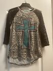 Southern Grace Women’s Size Small Lace Sleeves Leopard Print Cross Top