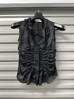 Blusa Prada Etiqueta Blanca 100% Seda Sin Mangas Volantes Cuello Acanalado Negra Talla 40 Foto 1 de 4