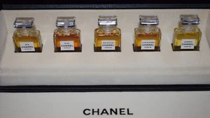 5pc Chanel Fragrances Of The 20s Mini Parfum Gift Set Cuir de Russie 22 Gardenia - Picture 1 of 8