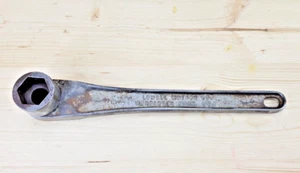 1903 Lowell Wrench Co. Worcester MA reversible Socket Ratchet Wrench No. 51 - Picture 1 of 7