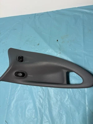 Panel interruptor puerta LH pasajero gris 1994-97 Ford Thunderbird Lx SC  Foto 1 de 4