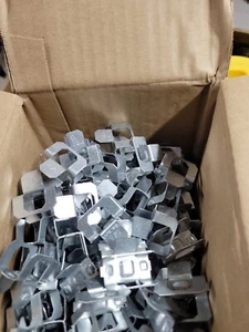 USP 5/8" STCK. 58 Stahl Sperrholz Clips - Bild 1 von 3