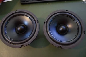 2 Ea Cerwin Vega LSCGQ2030 8 OHM  5 1/4" Midrange Speakers Shielded LS-5 - Picture 1 of 3