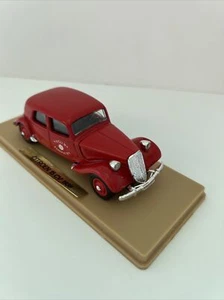 Solido Citroen 15CV 1938 Rosso 1:43 in custodia originale come nuovo - Foto 1 di 10