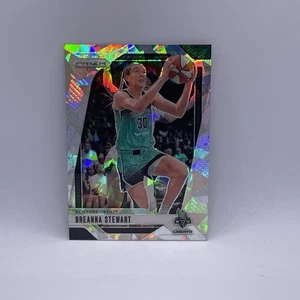 2024 Prizm WNBA Breanna Stewart Silver Cracked Ice #99 Liberty - Picture 1 of 3