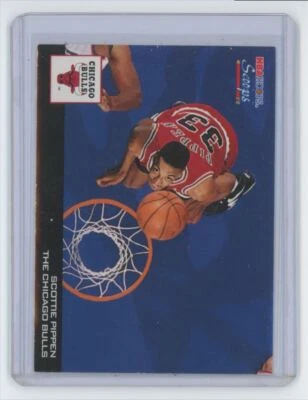 1994-95 NBA Hoops Scoops Scottie Pippen Basketball Card Chicago Bulls #HS4 - Image 1 of 2