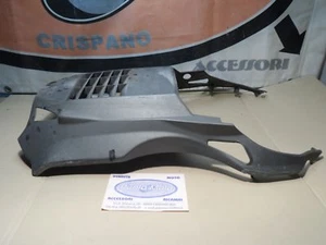Carena de plataforma inferior carrocería Aprilia Atlantic 200 2002-2004 - Imagen 1 de 4