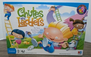 Scivoli e scale classico gioco da tavolo per bambini Milton Bradley Hasbro 2005 nuovo sigillato - Foto 1 di 7