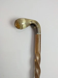 Vintage Walking Stick Cow Horn Handle Twisted Wooden Design Secure Strong 82cm - Picture 1 of 9