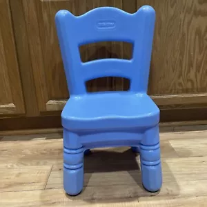 Little Tikes Blue Childs Chair Victorian 22 Inch Tall - Picture 1 of 11