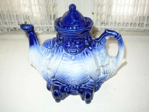 English, Victoria, Staffordsmire Flow Blue Parliament Judge Teapot - Bild 1 von 5
