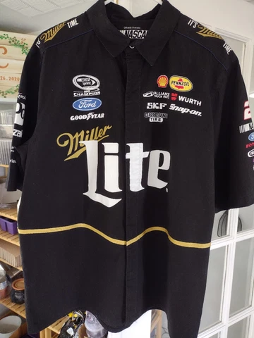 2015 Brad Keselowski Miller Lite Crew Shirt Size L JH Design Used Cover