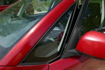 Pilar de vidrio para parabrisas izquierdo del conductor para 07-13 SX4 1688421 Foto 1 de 4