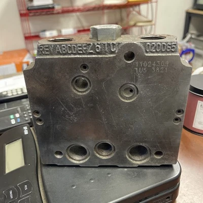 VÁLVULA DANFOSS PVG100 GENUINA NUEVA 11024309, 1U5 3821 *ENVÍO GRATUITO* Foto 1 de 4