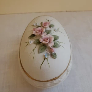 Piatto vintage in porcellana Lefton a forma di uovo fiori dipinto a mano - Foto 1 di 6