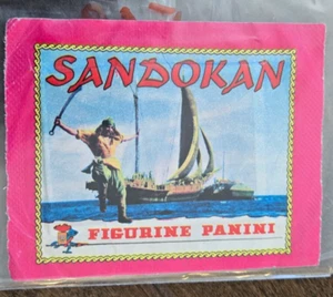 1979 PANINI FRANKREICH SANDOKAN UNGEÖFFNET PINK STICKER PACK VIGNETTEN AUTOCOLLANTES - Bild 1 von 2