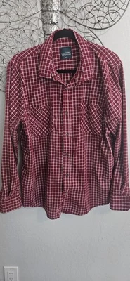 Bruno Supersoft Men's XL  Red Long Sleeve button Up shirt Front Pockets - Image 1 of 4