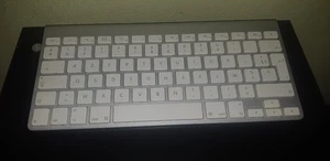 Apple Magic Keyboard A1314 Bluetooth Tastatur - Bild 1 von 6